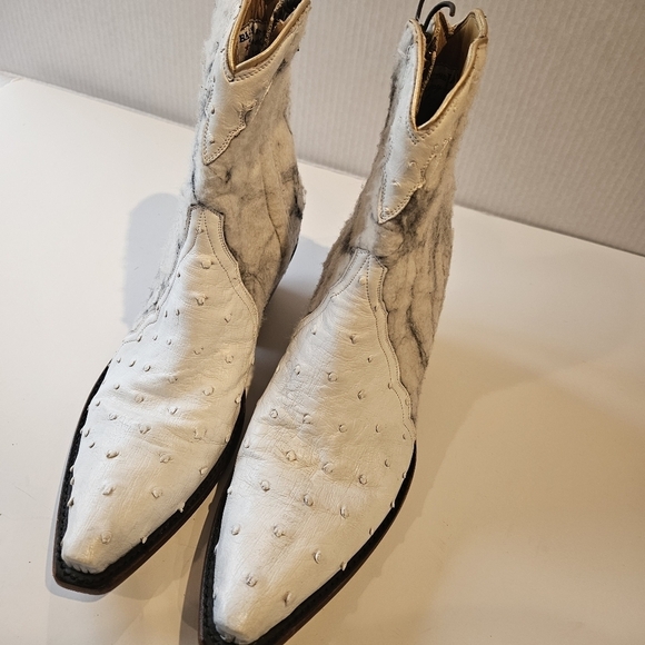 Back At The Ranch White Marble Ostrich Zipper Ankle Cowboy Boots - Picture 3 of 11